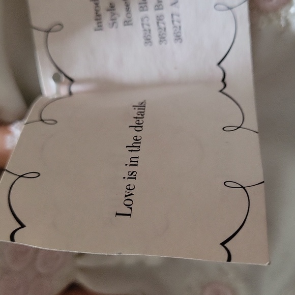 Madame Alexander rare doll was given to me never touched card on porcelain - Picture 5 of 9